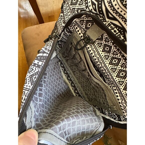 J World Sundance 20 inch Rolling Backpack Black and White Tribal print GUC - Picture 8 of 9